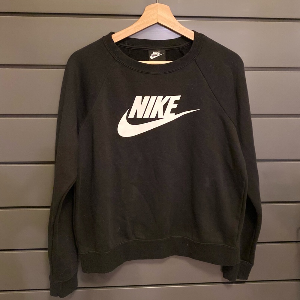 Nike crew sweatshirt